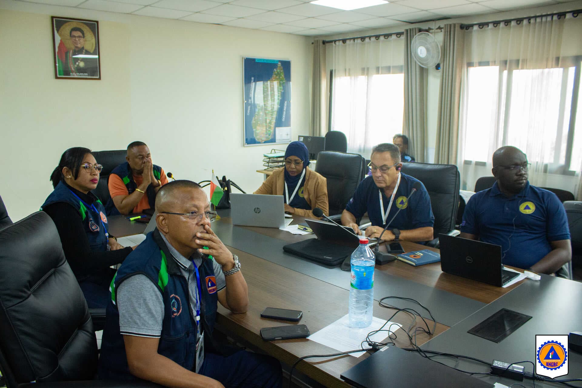 COOPÉRATION EN PROTECTION CIVILE : UNE DÉLÉGATION MIXTE TCHAD – FRANCE EN MISSION EN MADAGASCAR