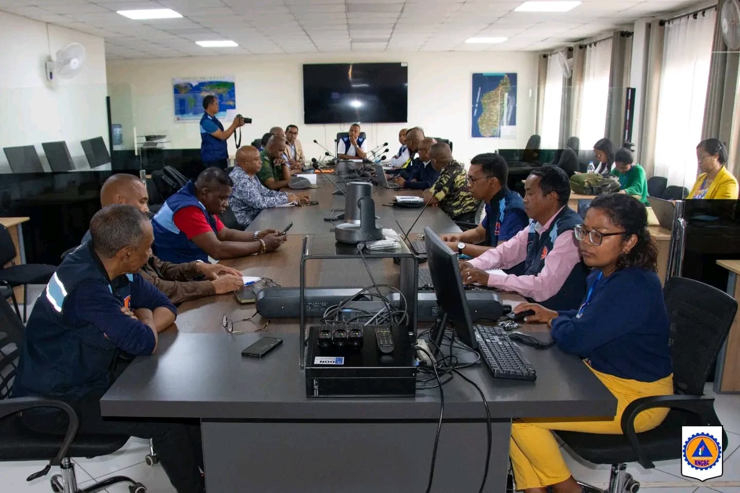 PREPARATION A LA SAISON DES PLUIES : LE BNGRC, LA PREFECTURE D’ANTANANARIVO ET LES OMC RENFORCENT LA COORDINATION