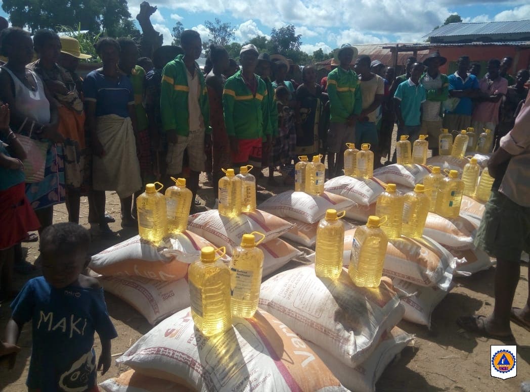 BNGRC - CARAVANE HUMANITAIRE : NISITRAKA FANAMPIANA AVY AMIN'NY FITONDRAM-PANJAKANA IHANY KOA NY KAOMININA BELAMOTY.