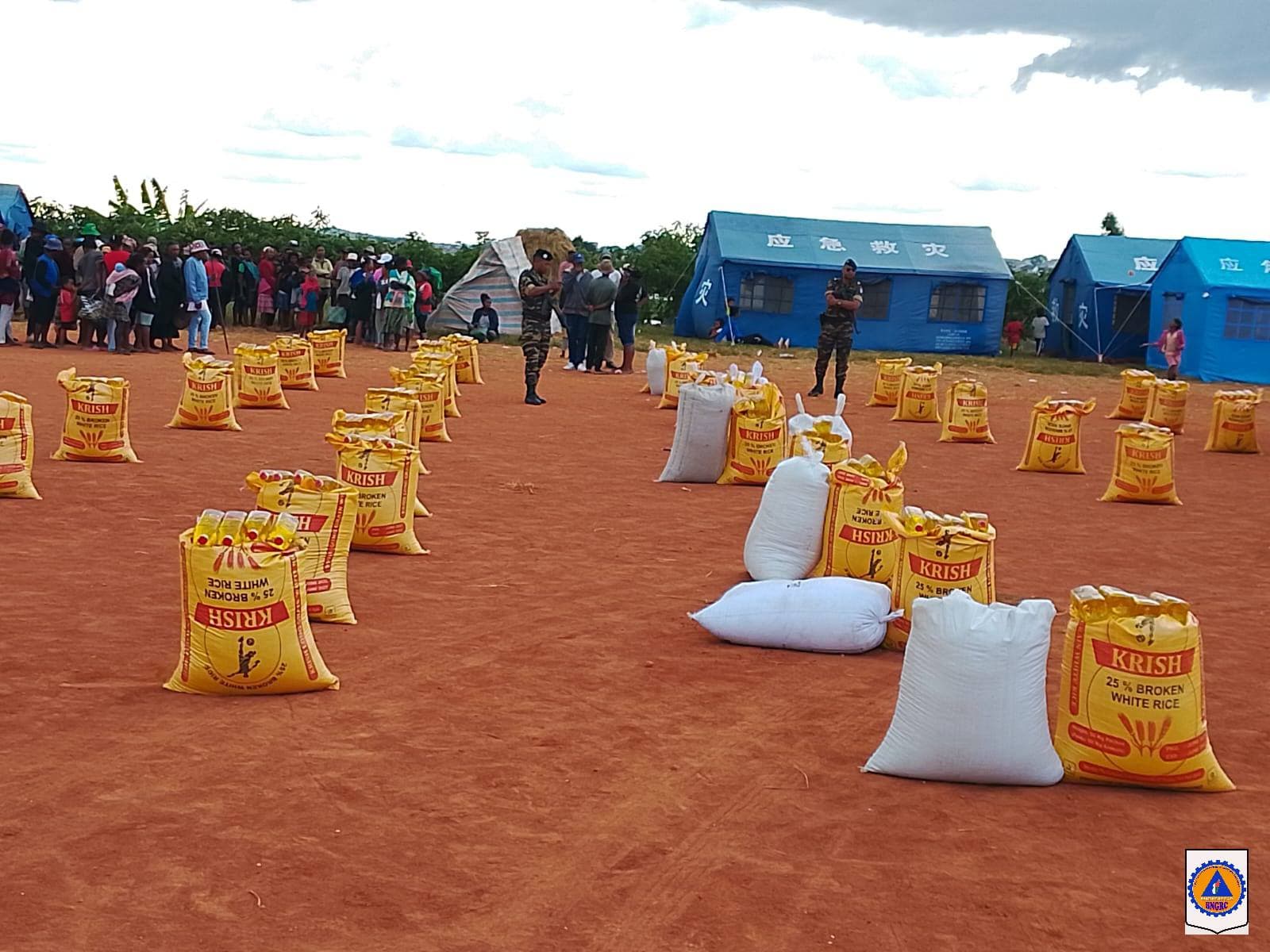 CYCLONE FYTIA : DES AIDES ALIMENTAIRES DISTRIBUÉES AUX FAMILLES SINISTRÉES À ANTEHIROKA