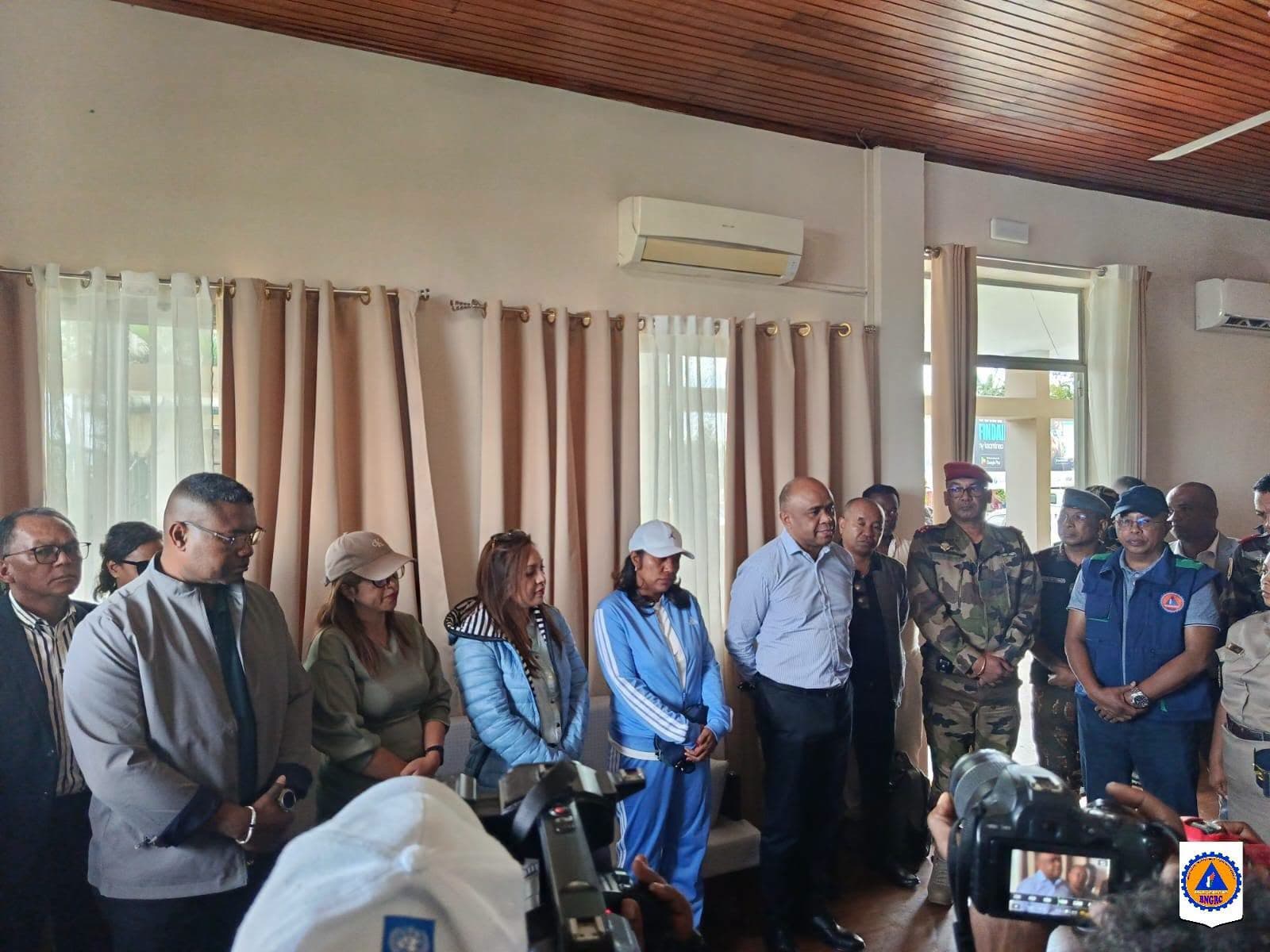 INCENDIE DU BAZARIKELY À TOAMASINA : LE GOUVERNEMENT S’EST MOBILISÉ SANS DÉLAI