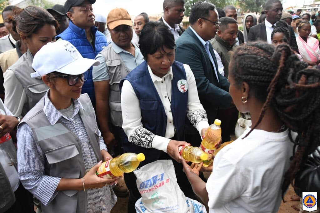 CYCLONE FYTIA : LE GOUVERNEMENT AU CHEVET DES SINISTRÉS DANS LE DISTRICT DE TANA V