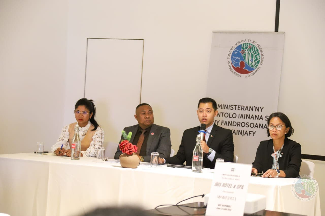 ATELIER SUR LE REBOISEMENT ET LA GESTION DES FEUX A MADAGASCAR